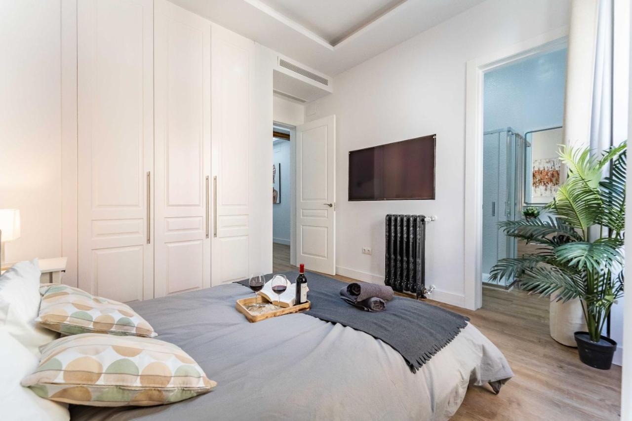 Exclusive Luxury Apartment In Central Madrid Bagian luar foto