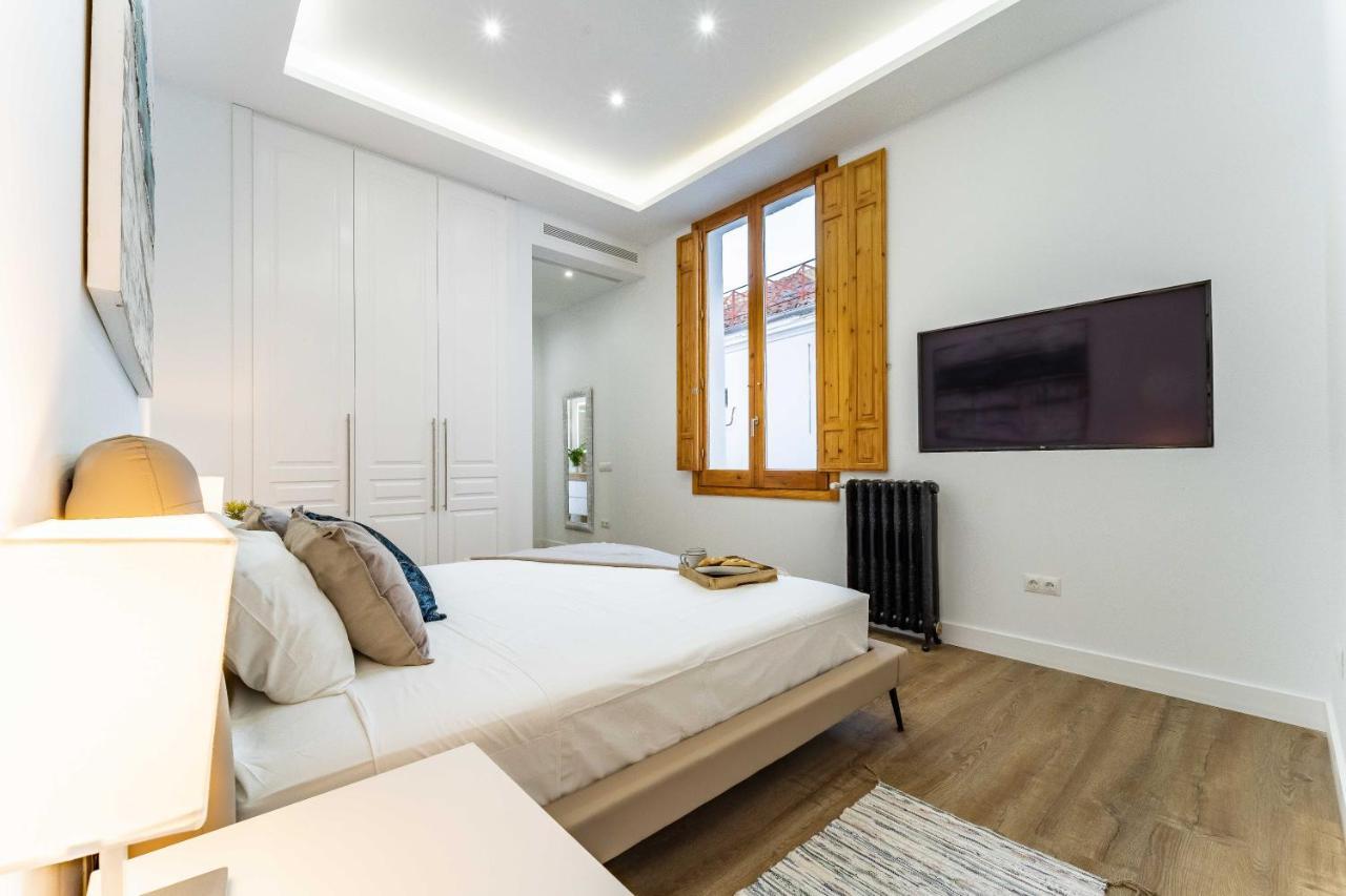 Exclusive Luxury Apartment In Central Madrid Bagian luar foto