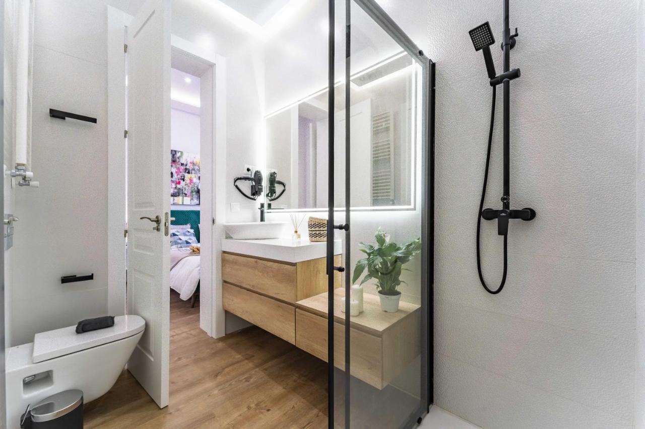 Exclusive Luxury Apartment In Central Madrid Bagian luar foto